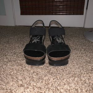 Black OTBT wedges sandals